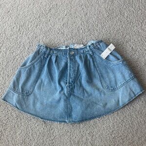 NWT Anthropologie Pilcro Reworked Denim Skater Mini Skirt Blue Raw Hem Size M